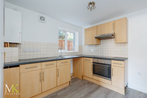 Photo 25- click for photo gallery